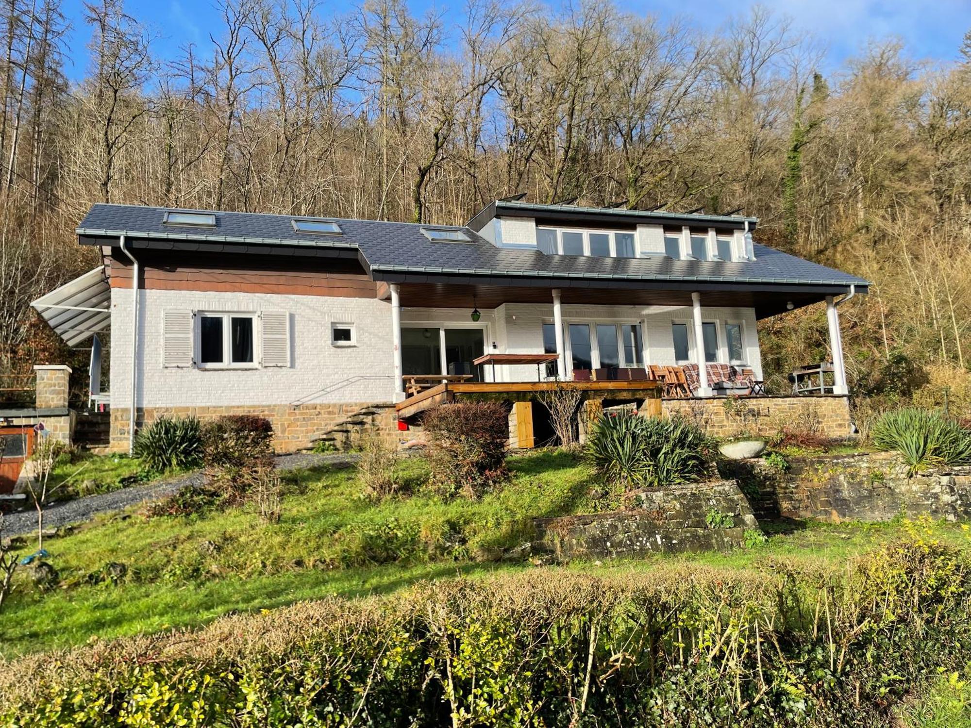 Le Paradis Mosan Waulsort 外观 照片